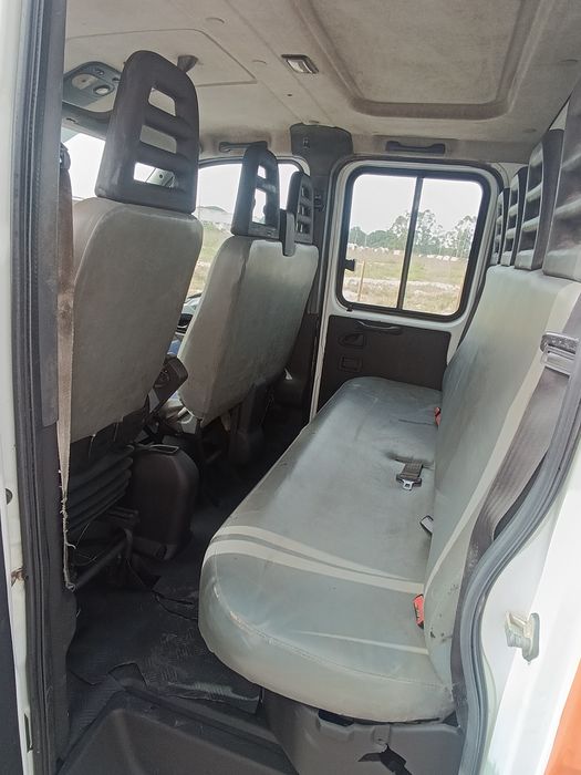 Carrinha Iveco cabine dupla