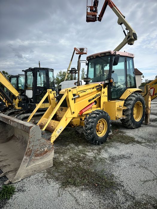 Retroescavadora Komatsu WB97R