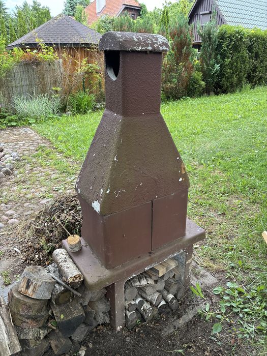 Grill ogrodowy betonowy
