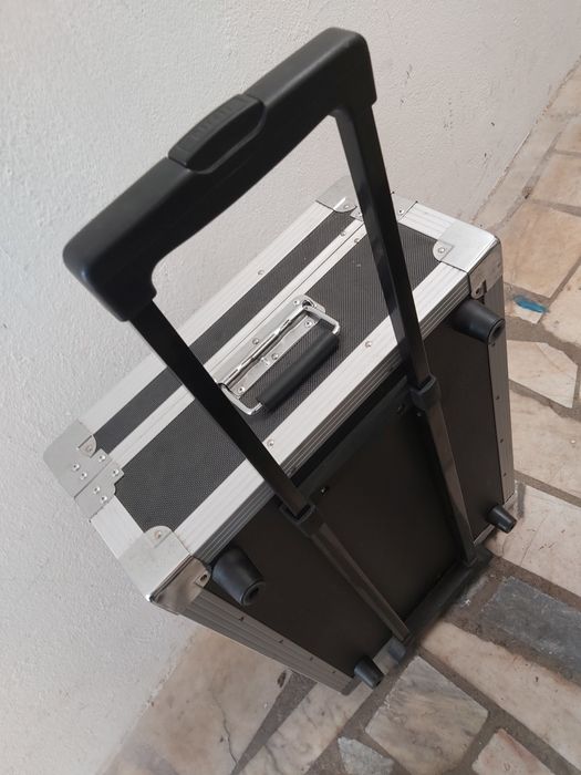 Pedaleira de efeitos com flight case64740677622914124