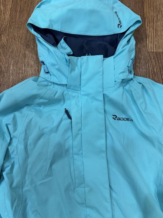 Блакитна вітрівка жіноча Radder
Опис: