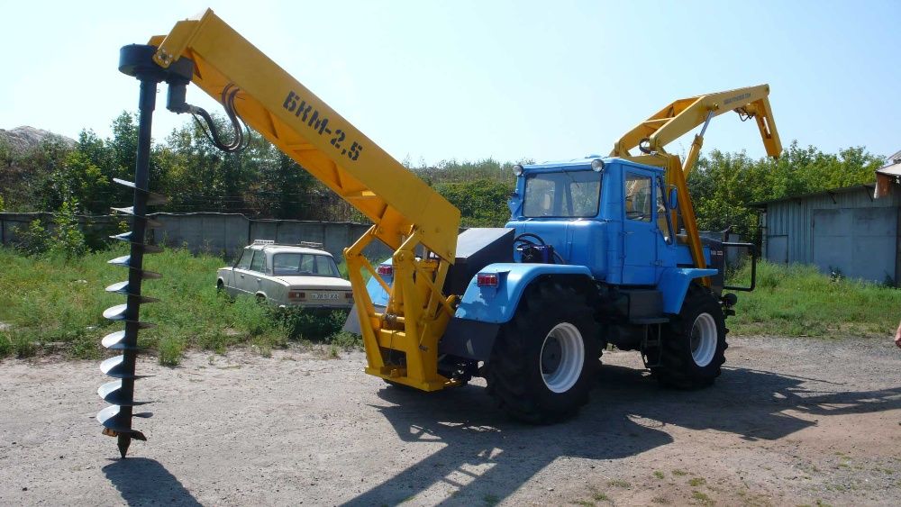 Ямобур бурильно-крановая машина БКМ-420х2.5