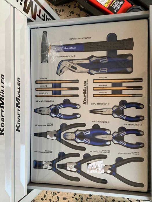 Carrinho de ferramentas 8 gavetas cheias