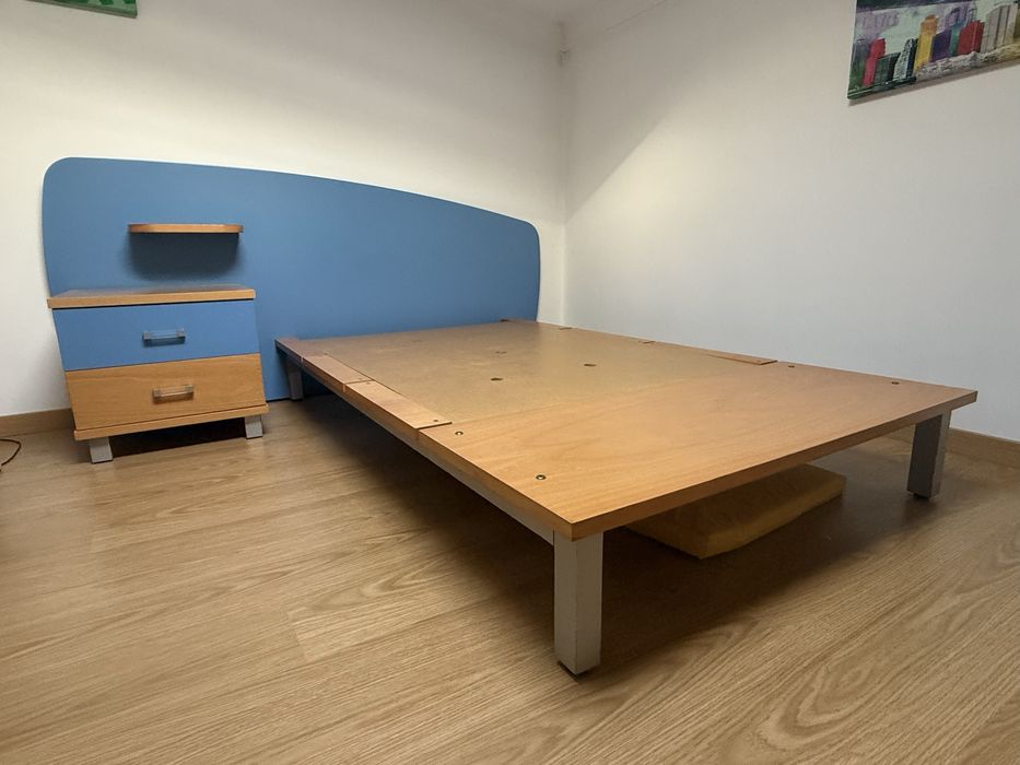 Cama + Colchão de jovem adulto
