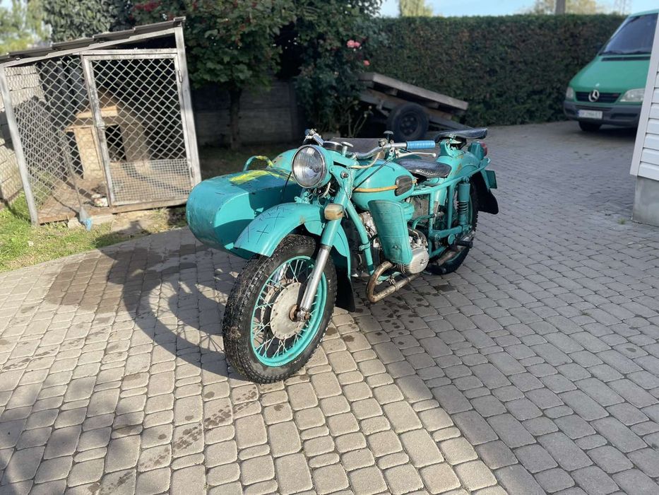 Продам  Мотоцикол Урал з  каляскої