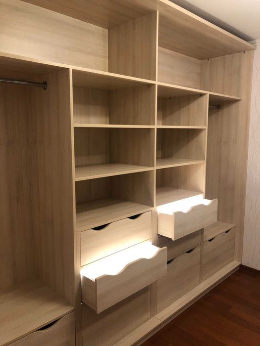 ВИЯР. Услуги - замер, чертежи, файл сверловки, фурнитура, скидки