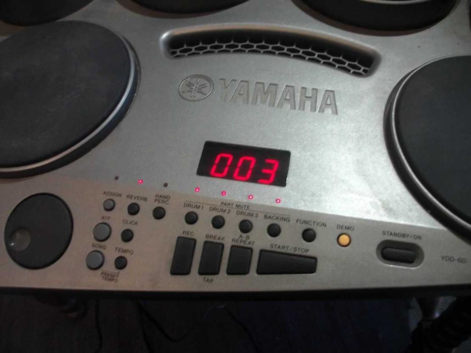 bateria eletrica digital YAMAHA YDD - 60