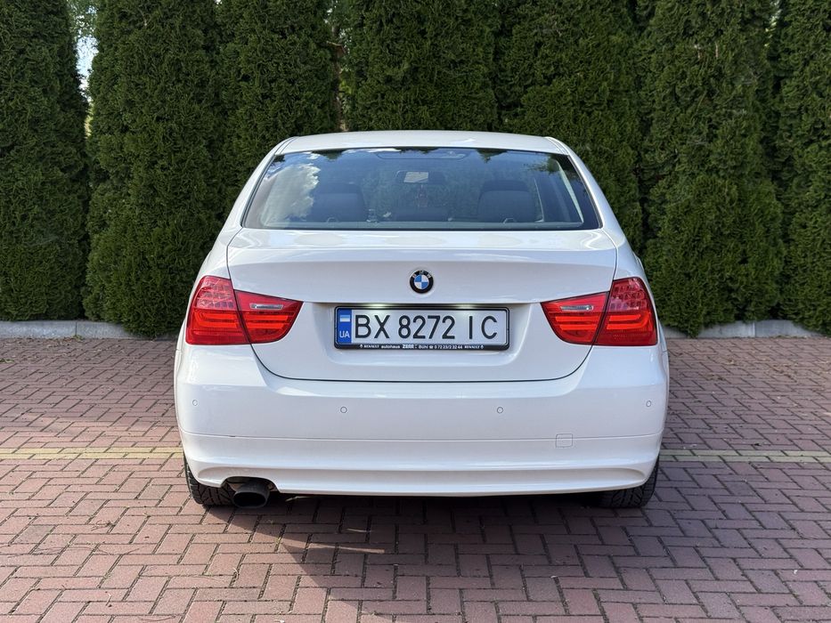 BMW e90 2.0 бензин механік 6ст