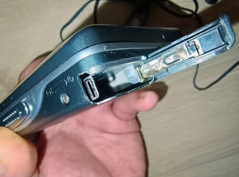 касетний плеєр sony walkman wm-fx811