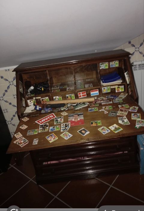 Mobila de quato( 2 camas individuais)