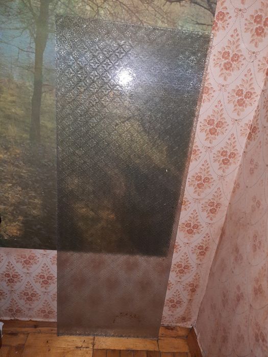 Скло дверне візерунчате рельєфне