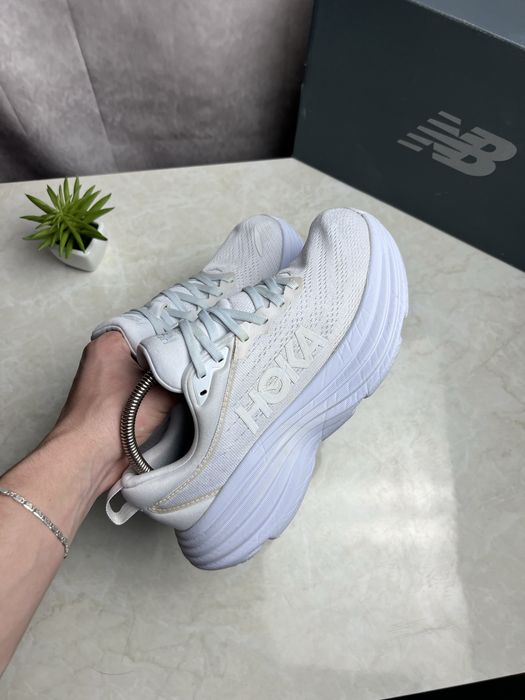 Кросівки Hoka Bondi 8 Розмір 40 Original Взуття