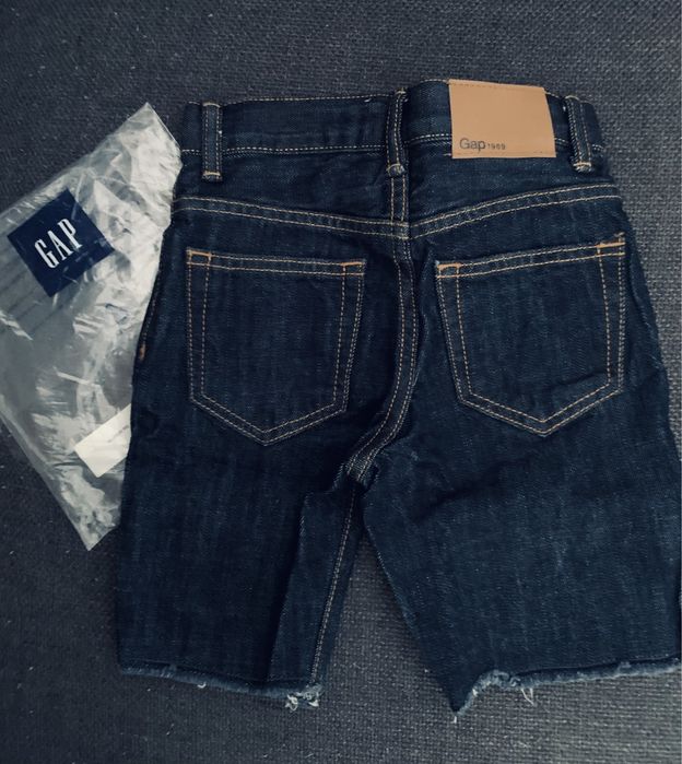 Calções Gap, novo, tam 5-6 anos