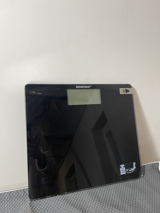 Ваги(є 4 на вибір)