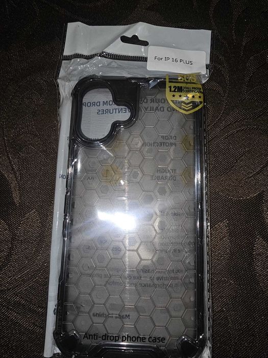 Capa Anti-choque iPhone 16 Plus - Nova (Padrão Colmeia)