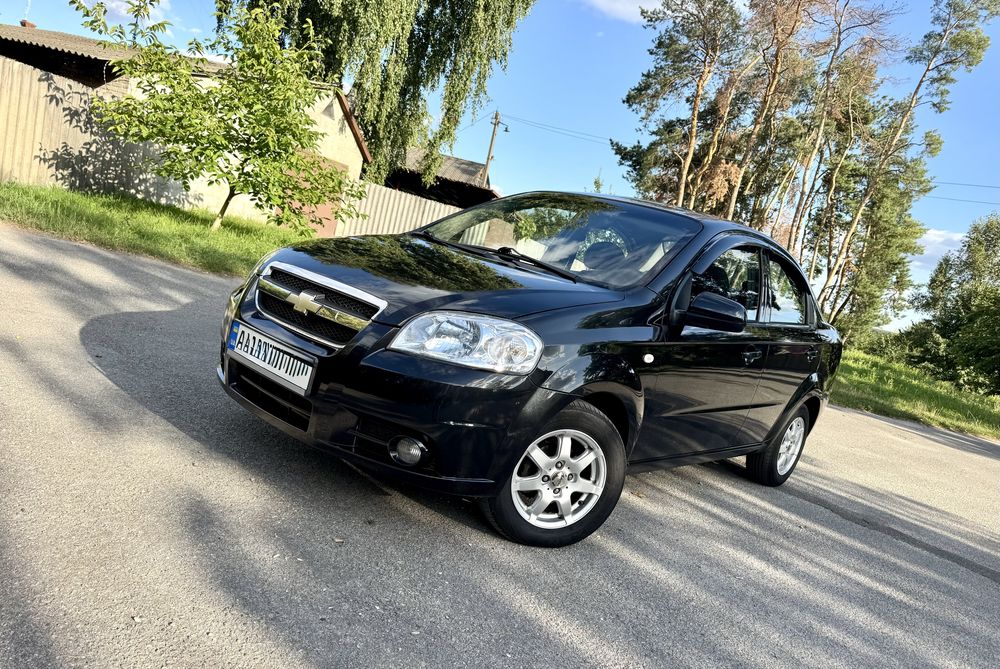 Продам Шевролет Авео3.Максимальная комплектация
