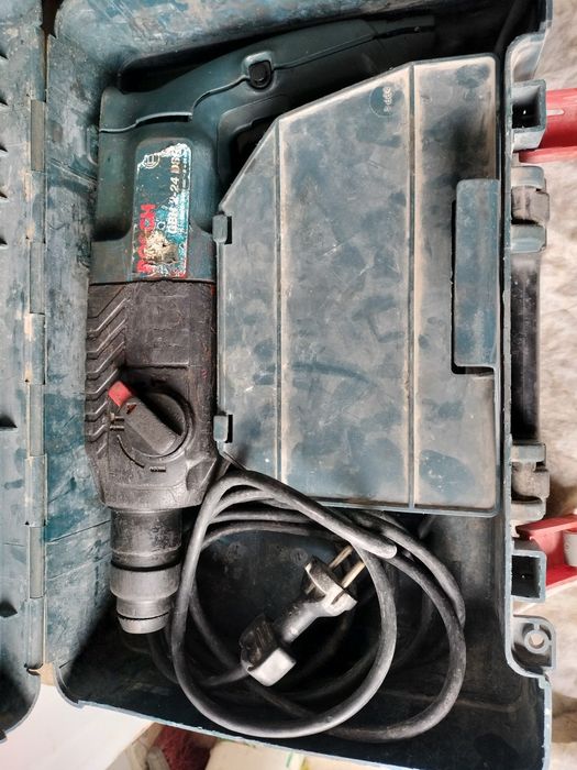 Martelos e tornas Bosch hitachi várias para pecas