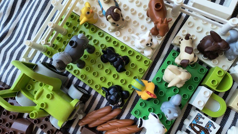 Klocki duplo mix, zwierzątka, farma, traktor, figurki, 130 klocków