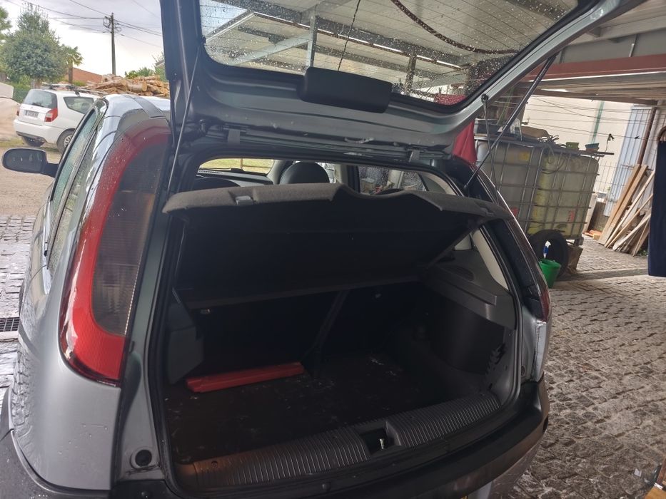 Corsa 1.2 Elegance Easytronic Cx Automática