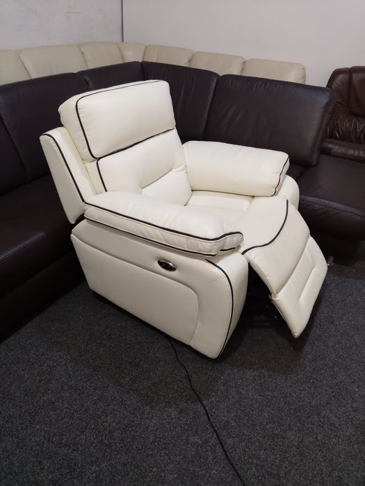 Шкіряне крісло розкладне диван  Кожаное кресло реклайнер раскладное