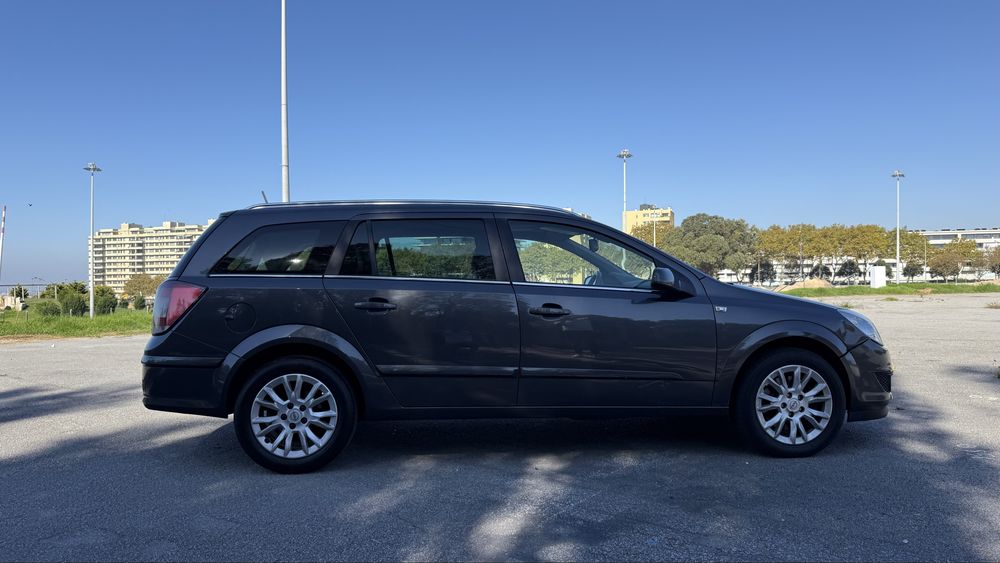 Opel Astra 1.7 CDTI COSMO 2009
