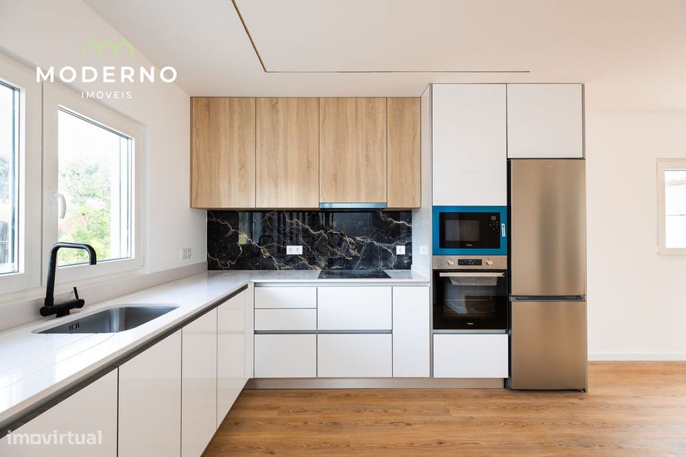 Moradia T3 com Garagem e Terreno – Antões, Louriçal