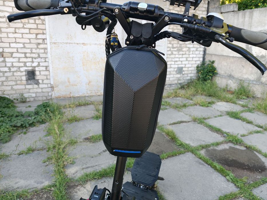 Електросамокат Zondoo Z003.