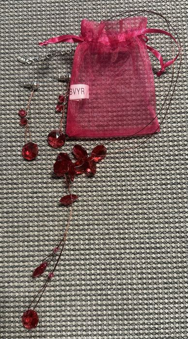 Набір прикрас кольє та сережки