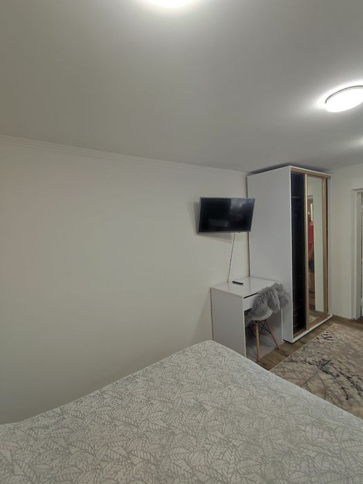 Здам будинок 1-кімнатний р-н центрального Стадіону