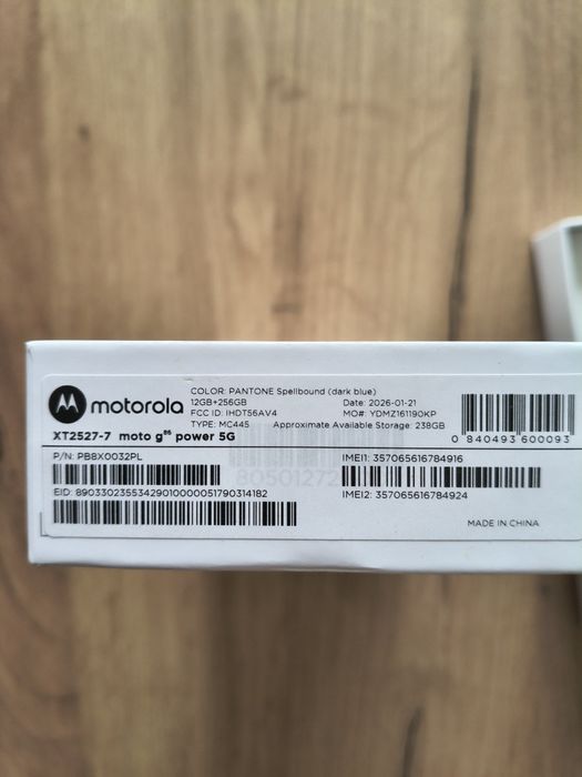 Telefon Motorola g86 power 5G.