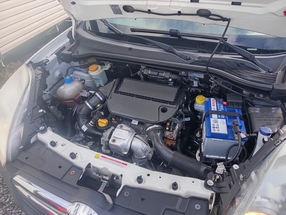 Opel Combo 1.3 Eco Flex, apenas 143 000km 1 dono