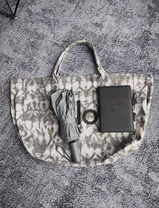 Alo yoga нова спортивна сумка