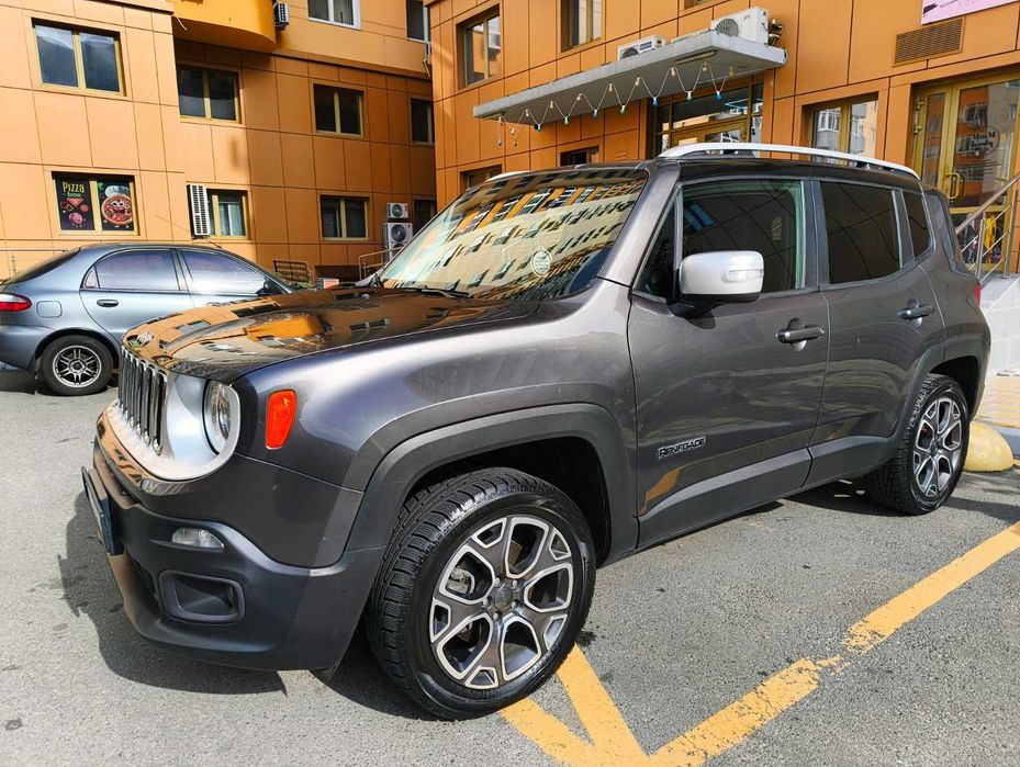 Jeep Renegade Limited AWD 2016p 63500км пробіг