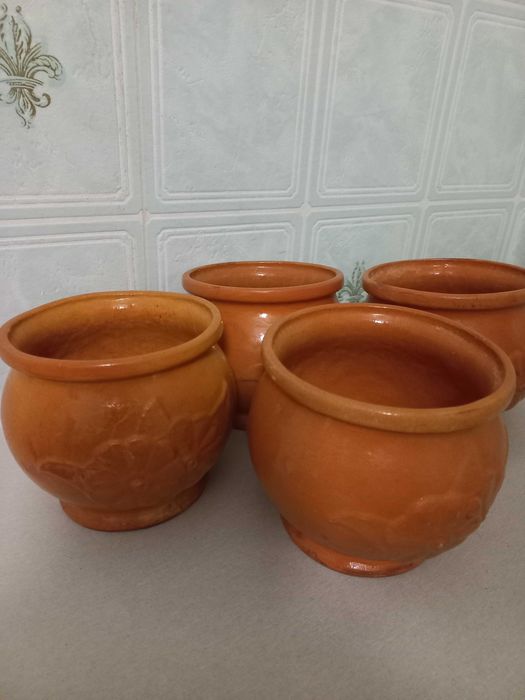 Кувшин керамический и горшочки керамическиe для запекания