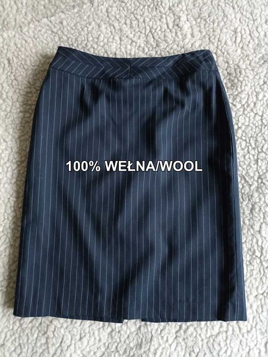 Klasyczna granatowa ołówkowa spódnica wełniana