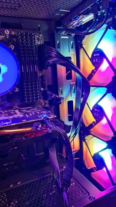 PC/i3 12100f 4x4,30+RX 8GB+16GB DDR4+480 SSD Win11/Nowe podzesp,akces