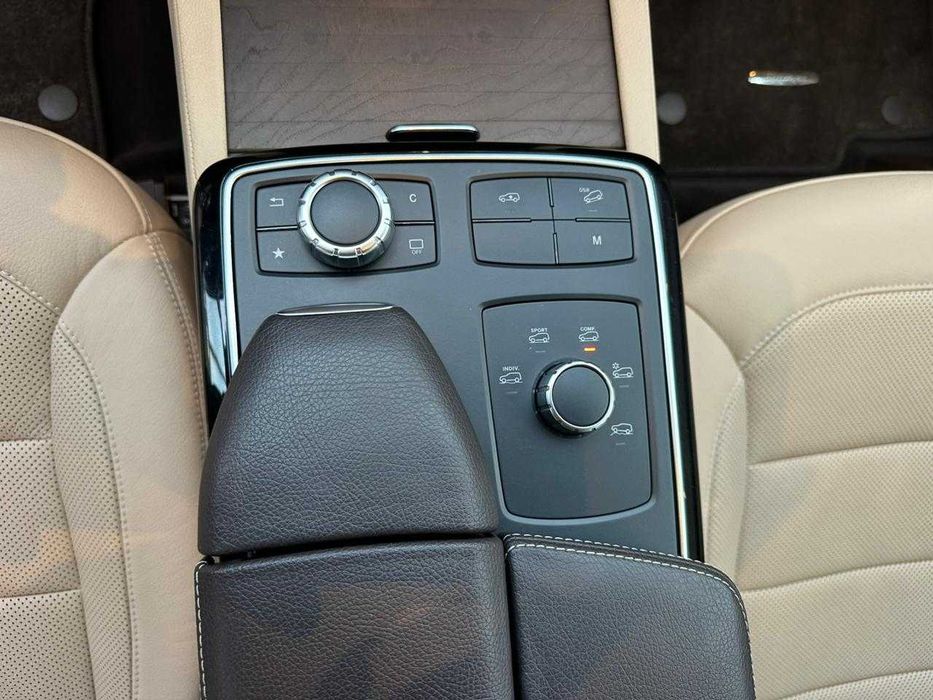 Mercedes-Benz GLE 400 Офiцiйний