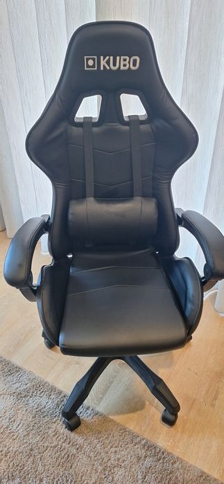 Cadeira Gaming Kubo preta