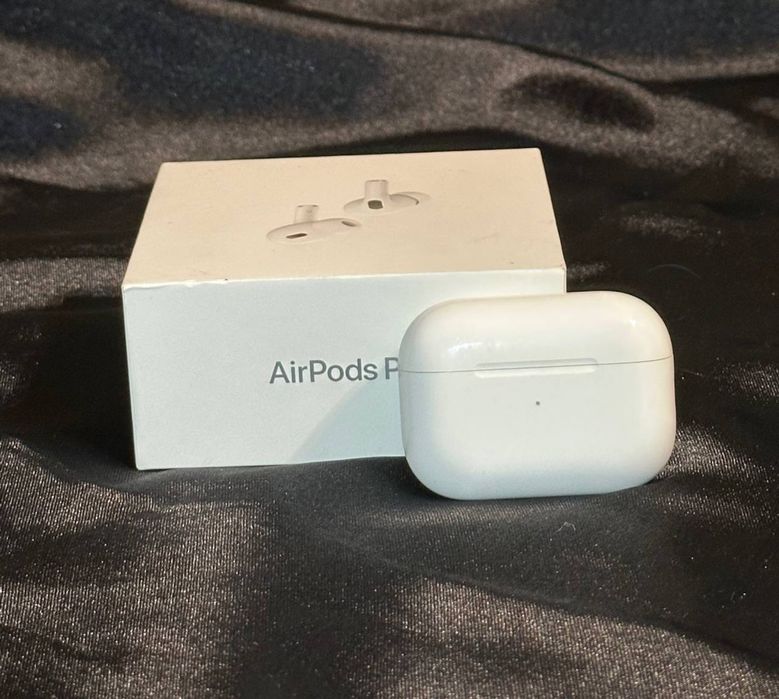 Кейс AirPods Pro (2nd generation)