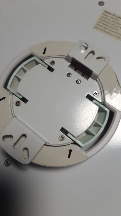 Plafon LED z głośnikiem BT