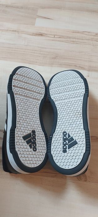 Buty Marki Adidas rozmiar 39 1/3 jak nowe
