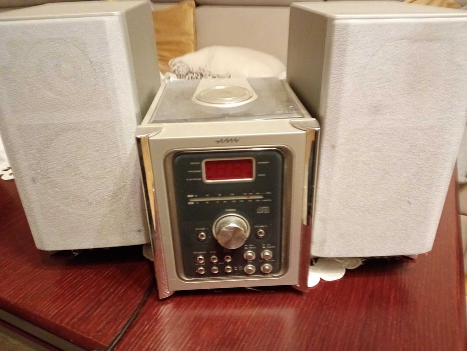 Mini wieża radio sprzedam