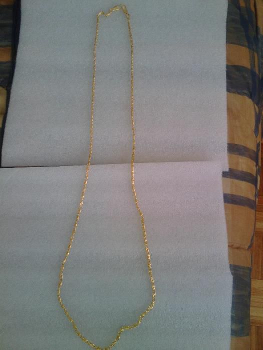 Vendo varios colares senhora