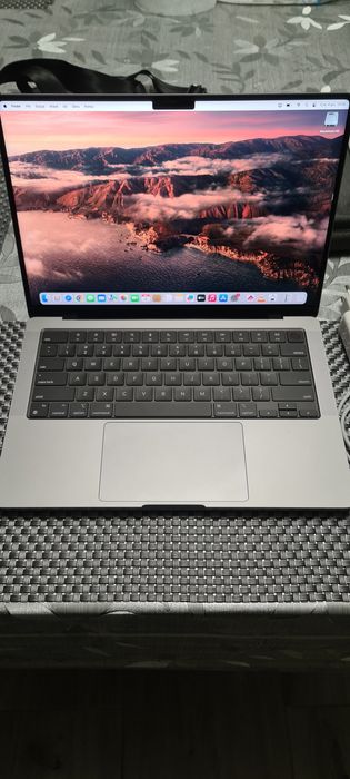 Apple MacBook M1 Pro