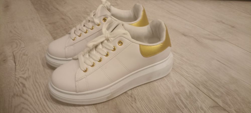 Sprzedam nowe buty