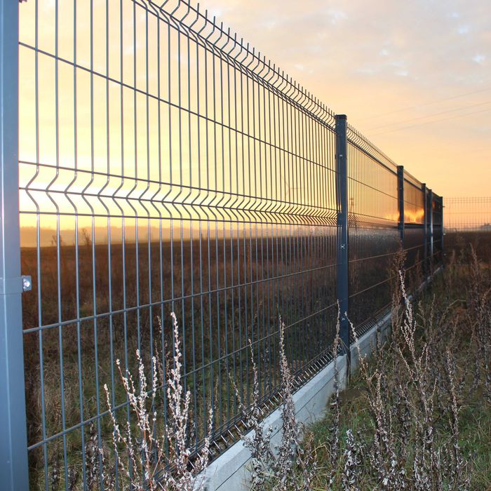 Montaż ogrodzeń, bram oraz drobne prace brukarskie