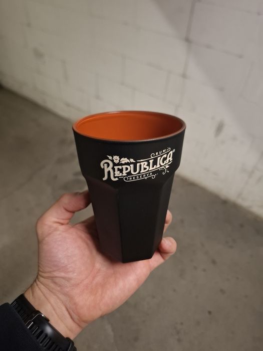 Szklanka - REPUBLICA RUM - nowa