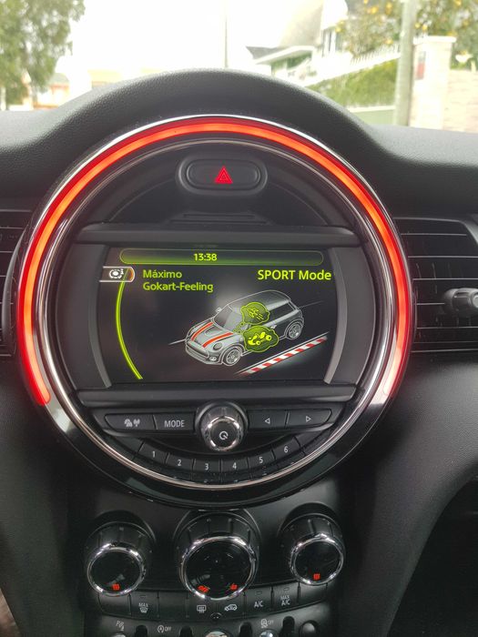 MINI Cooper D CHILI | 2017 | 78.000 km | LED | Teto Panorâmico | GPS