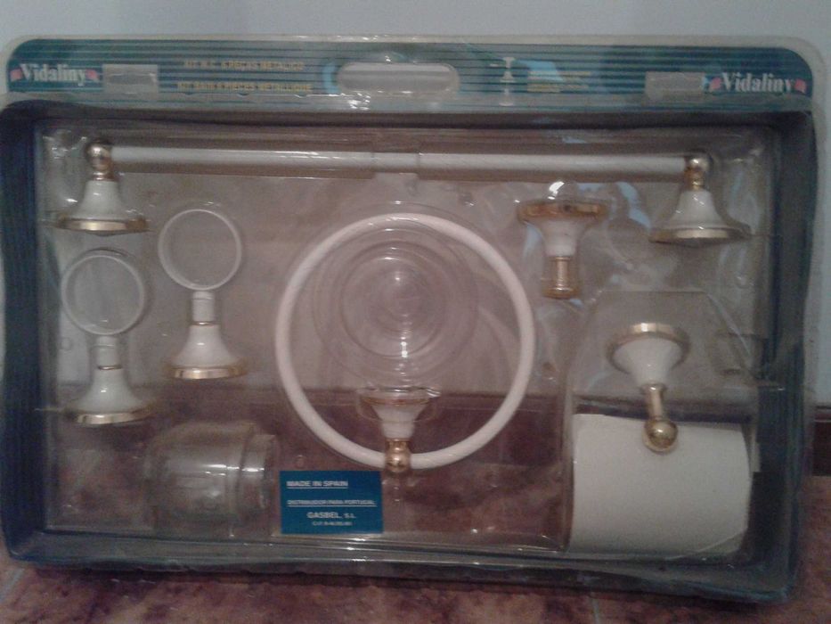 Jogo Toalheiro WC (metálico)