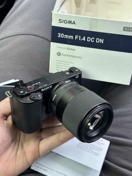 Sony zv-e10 + sigma 1.4 30mm DC DN